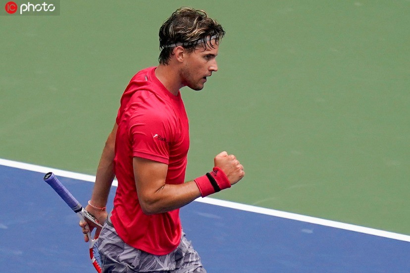 爱游戏tv-年终总决赛完胜拉沃尔杯，蒂姆扛起全队