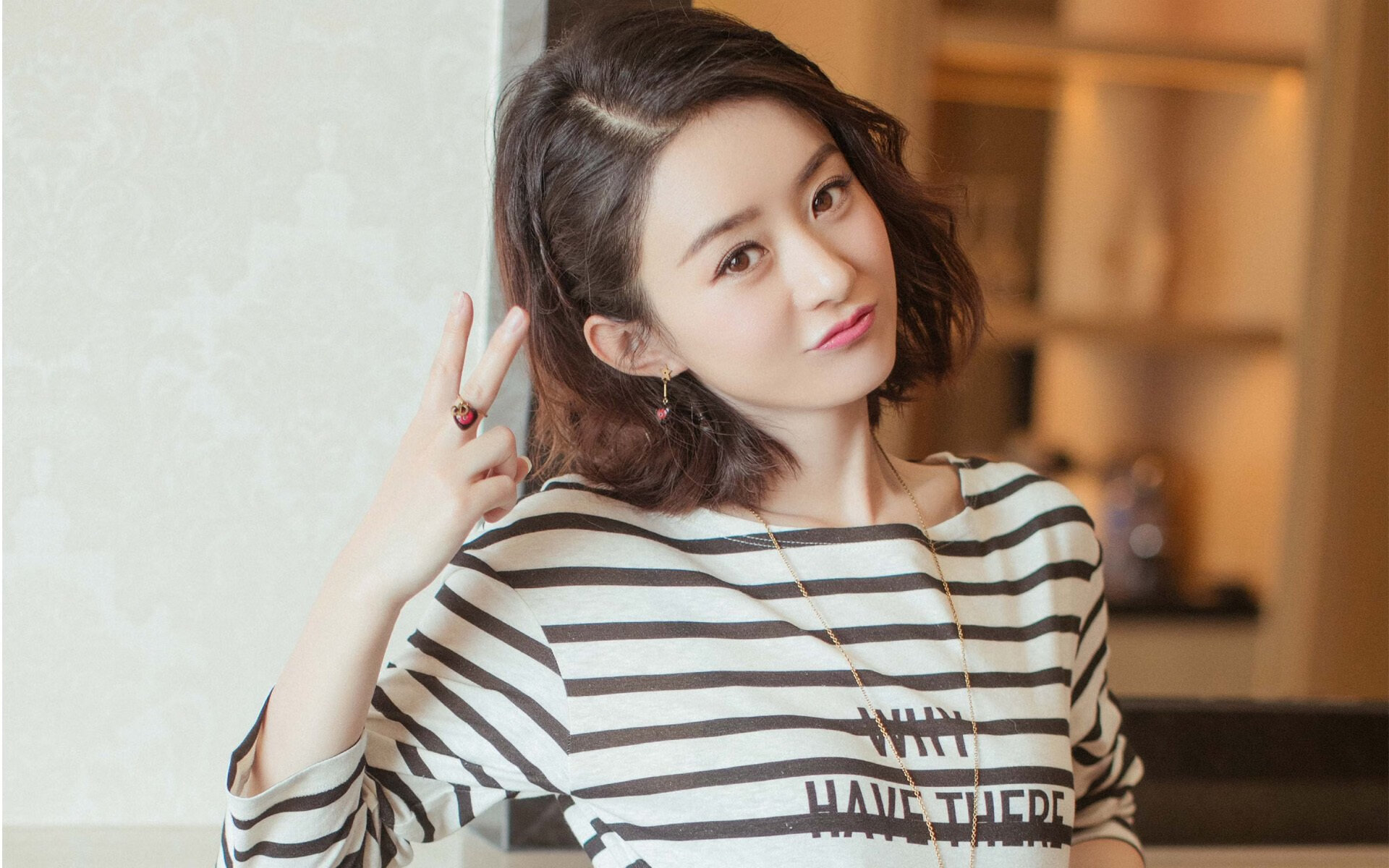 篮球世界的双重奏,活塞斩落爵士,贝恩在意甲焦点战接管比赛