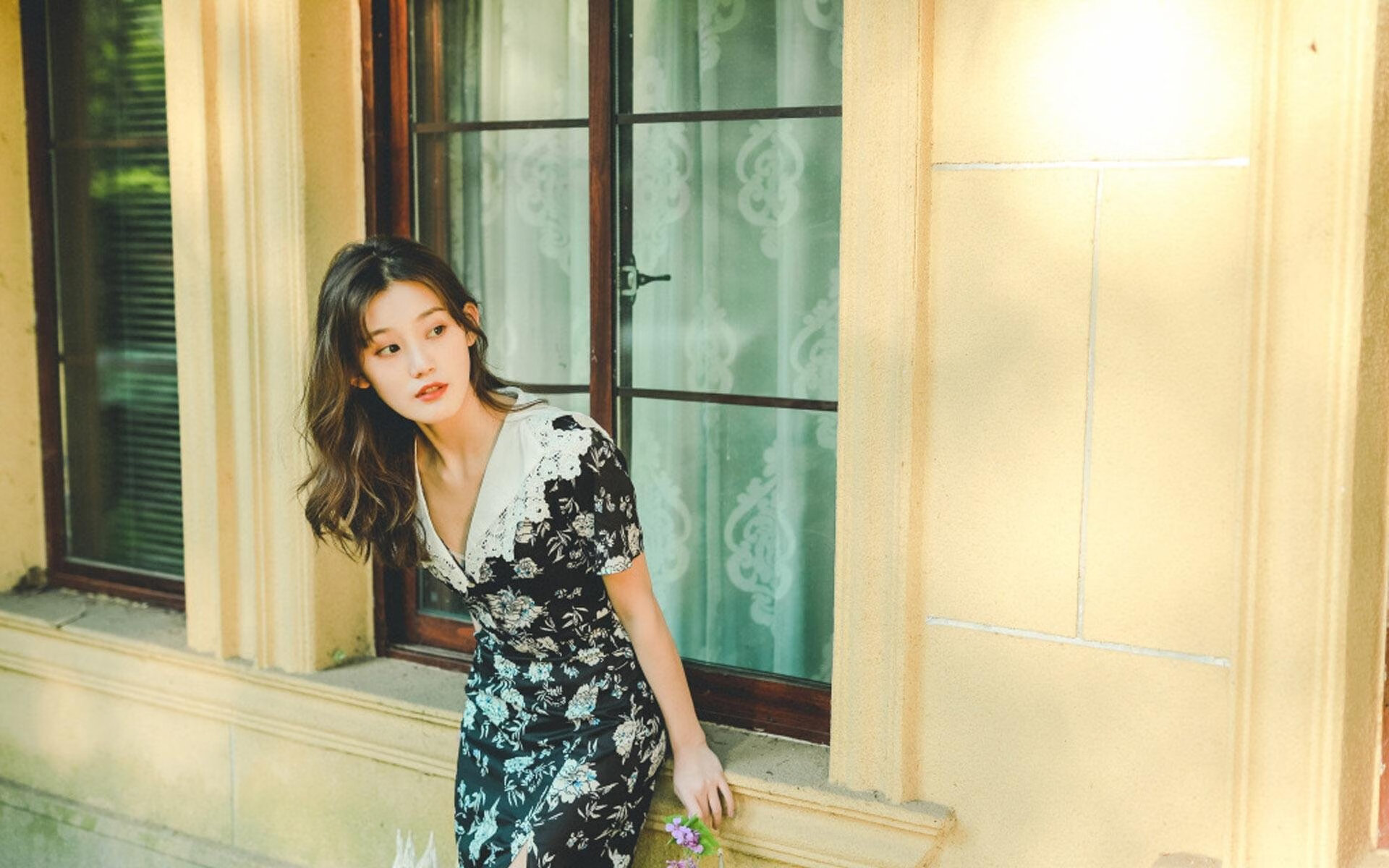 爱游戏大厅-引擎轰鸣与橙色狂飙，阿姆斯特丹周末的双线征服